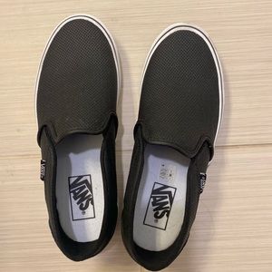 Women’s vans size 8